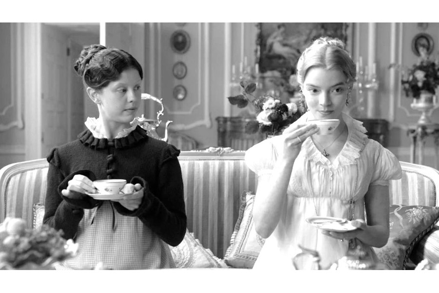 Foto: kk Zwei Damen beim Teetrinken