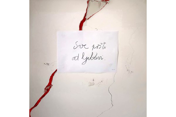 „sve pršti od ljubavi / „alles platzt vor liebe“ Variationen